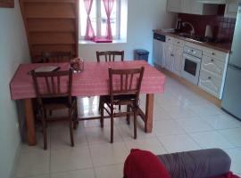 L'OASIS maisonnette centre ville 3 chambres terrasse espace vert privé parc sainte croix center parc 20 minutes