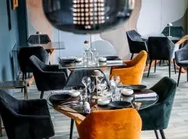 Logis Hotel-restaurant Les Glycines