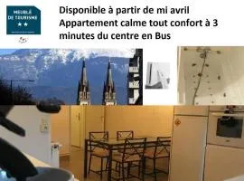 Appart chartreux baignoire massante ,à 3 minutes du centre en bus! 2 étoiles Atout France