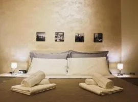 Tuscan Welcome - Elegant Apartment with Balcony