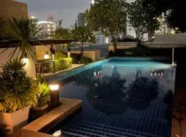 2 Bed Condo in the Heart of Bangkok