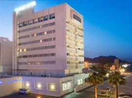 Al Falaj Hotel