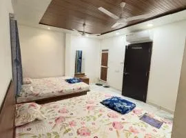 Hotel shree siddhi vinayak Ujjain near to mahakal temple