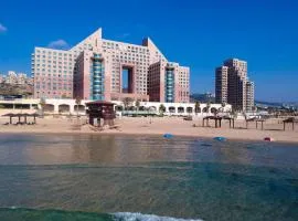 Rooms on the sea