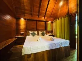 Woodholic Homestay
