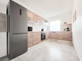 Tolstov Apartments - 2 Room Apartments - Balcony - Kitchen - Washing machine - next to Cologne