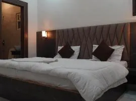 Hotel Radhika's Inn
