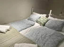 Akacfahome City Center