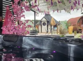 ADULT ONLY relax escape apartment hottub