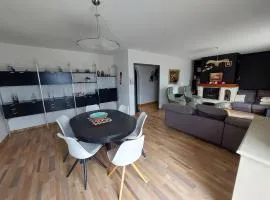Agréable maison avec piscine proche des Cévennes