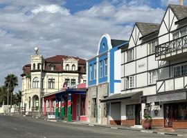 Central Self Catering, hotel con estacionamiento en Swakopmund