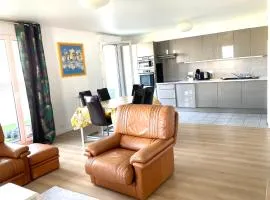 Appartement 90m2, 3 chambres, 6 personnes, proche Paris