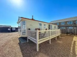 6 Berth Caravan For Hire At Lees Caravan Park In Hunstanton Ref 13006L
