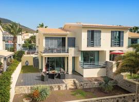 Rosa Villa by YOUR KEY, hotel i Porto Santo