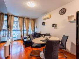 Flex SelfCheckIns 147 - Zagreb - Bedroom - Garage - Loggia