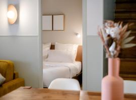 Babylon Popincourt, &ouml;nell&aacute;t&oacute; sz&aacute;ll&aacute;s P&aacute;rizsban