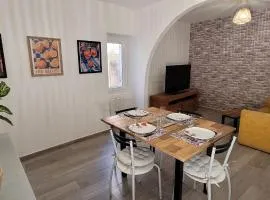 Maison de village à 10min de Béziers et des plages