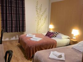 Hôtel Le Saint Amand, hotel v destinaci Saint-Amand-Mont-Rond