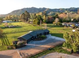 NEW - Farm House Near Town!