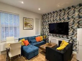 The Gold Room , stylish apartment near City Centre