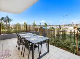 Harbourside Delight - Waterfront Oasis