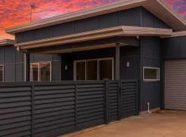 Modern on McMillan Central, WiFi, Smart TV