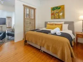 Luxury Couples Stay Bangalow l Nova Escapes