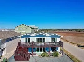 Ocean View, Heated Pool, 2 Master Bedrooms - 2nd Floor Sleeps 7