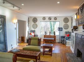 Mount Vernon에 위치한 숙소 African Oasis Luxury Inn at the Gallery