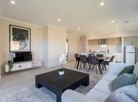 Everhome Clyde Home