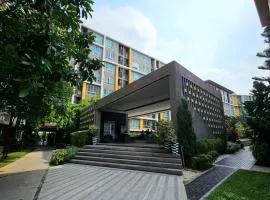 D Condo Bangsaen ตึกC "จอดรถได้1คัน"