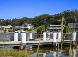 Doug's Jetty - Sheets Provided