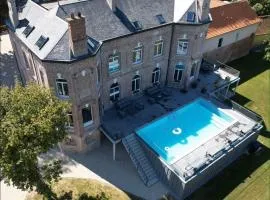 Aura Castle