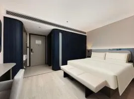 Atour Light Hotel Shanghai Songjiang Jiuting Street