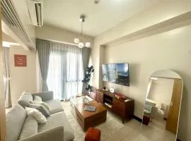 Cozy 1BR at Greenbelt Hamilton Makati