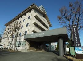 Hotel Route-Inn Court Kofu Isawa, hotel v destinaci Fuefuki