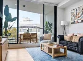 Wonderful Wollongong with Parking