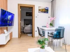 BOŽUR apartmani, kod hotela Sunce