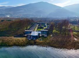 Hilloria Tatil Köyü, hotel i Sapanca