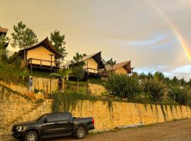 ĐEN Hill Home The Glamping Luxury, perkhemahan mewah di Ðại Lào
