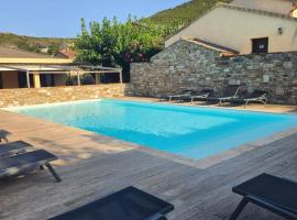 Studio avec piscine, ξενοδοχείο με υδρομασάζ σε Sisco