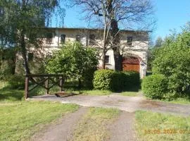 U Dvou lipek pod Broumovskými stěnami