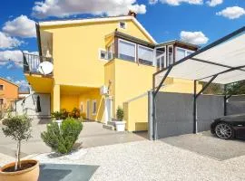 Apartment Loborika 1411