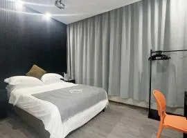 Wesu Light Luxury Apartment Shenzhen Nantou Gucheng Branch