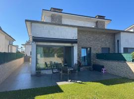 Chalet los Jardines, chal&eacute; alpino em Polanco