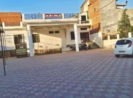 Usha Lawn