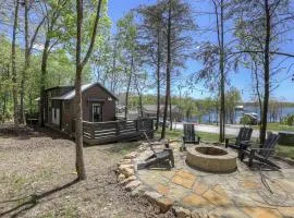 Gorgeous Cabin Surrounded by Trees in Tracy City, Tennessee