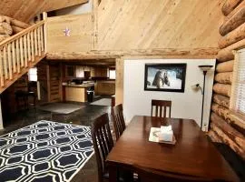 Spectacular Rustic Wooden Cabin in Blanding, Utah