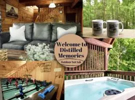 Charming Wooden Cabin with Hot-tub in Sevierville, Tennessee
