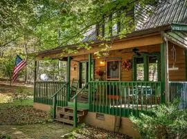 Idyllic and Picturesque Cabin with Hot Tub near Graces High Falls, Northern Alabama